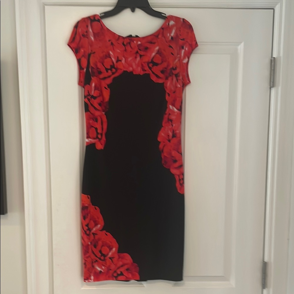NWT Cache Elegant Black Red Floral Women's Dress stretch medium cap sleeve
